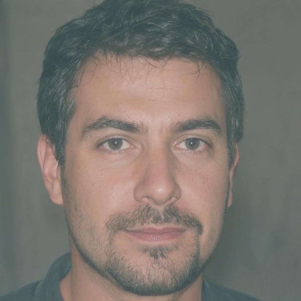 Consultant SEO senior spécialisé en stratégie de contenu